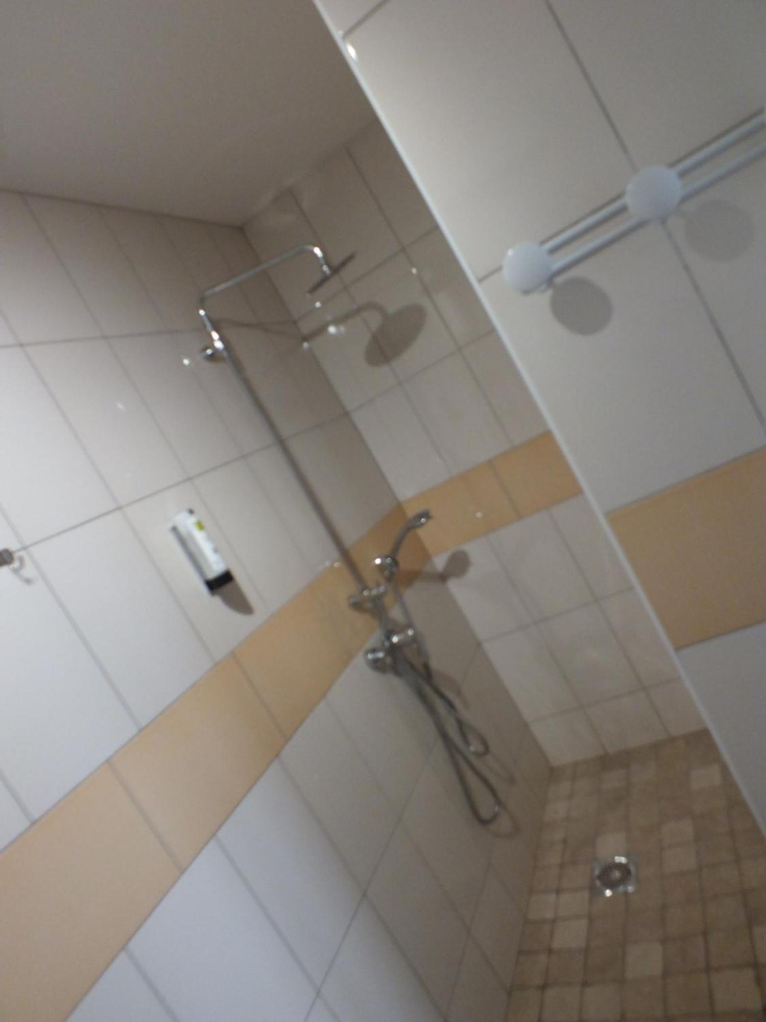 Logis Hotel Restaurant Le Clos Saint Loup Bram المظهر الخارجي الصورة