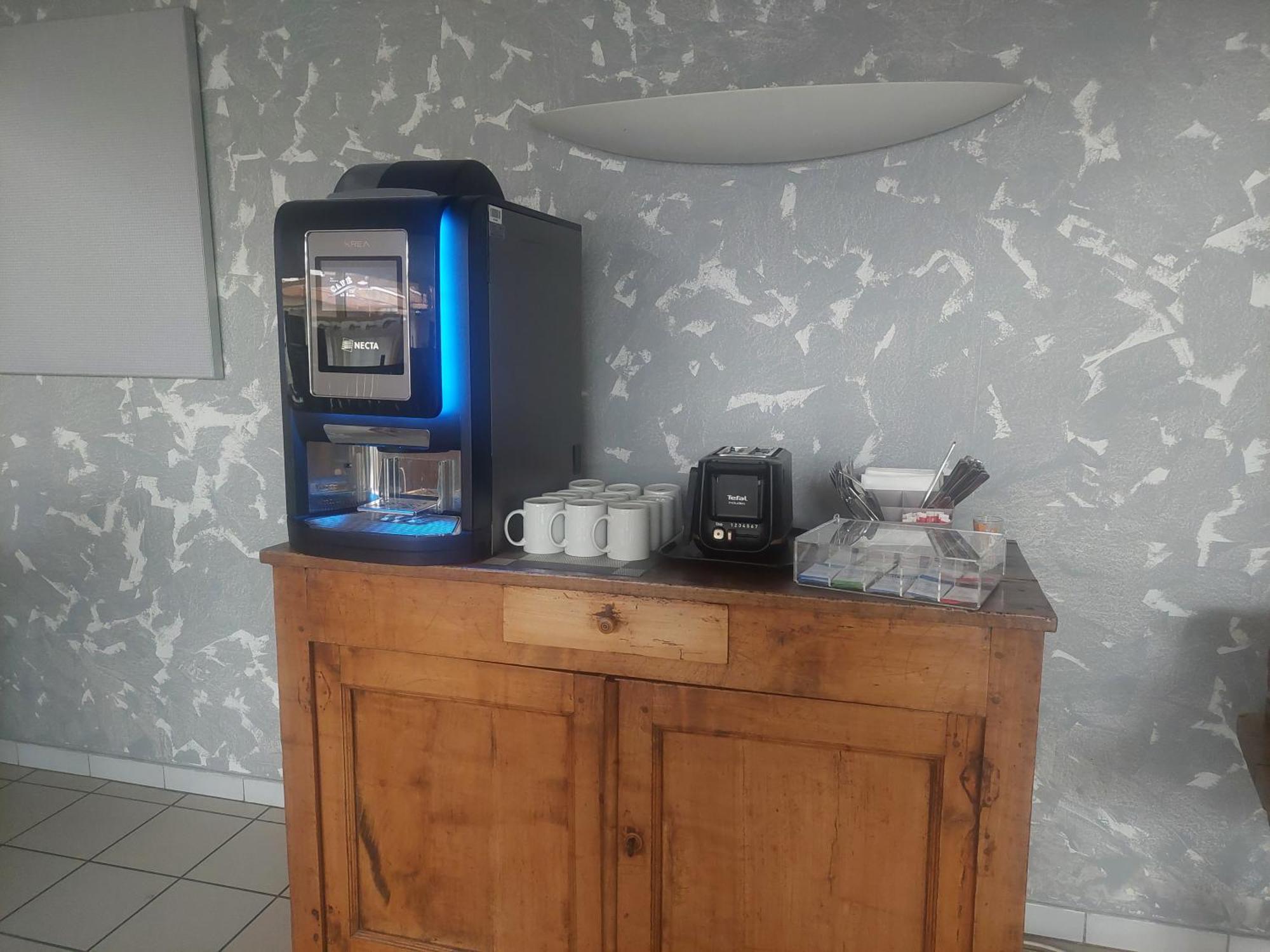 Logis Hotel Restaurant Le Clos Saint Loup Bram المظهر الخارجي الصورة